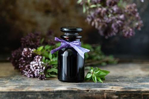 Essential Oils vs Fragrance Oils